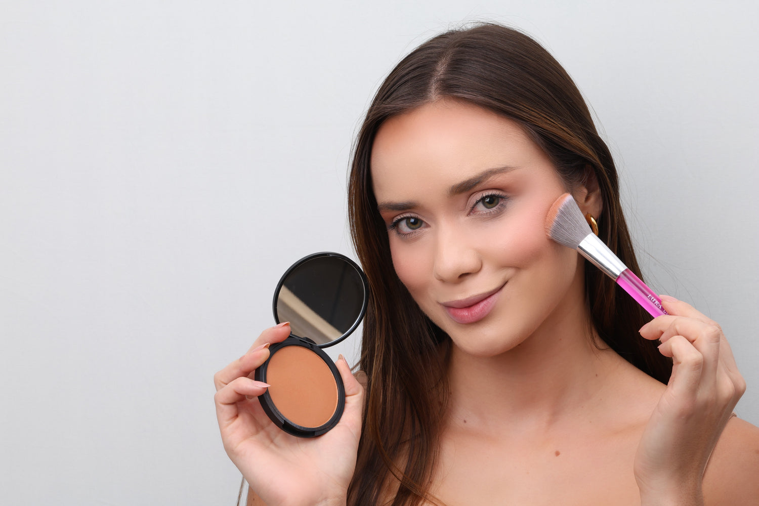 Smooth Touch Pressed Powder